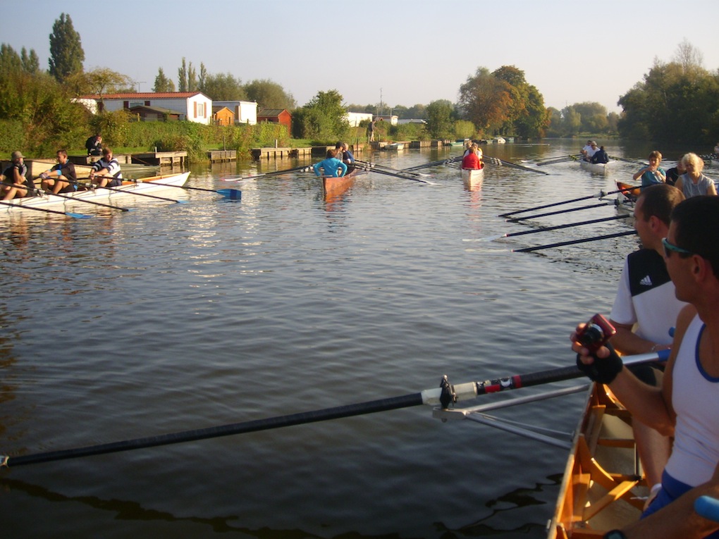 Vorbereitungen in Gravelin zur Descente de l’Aa 