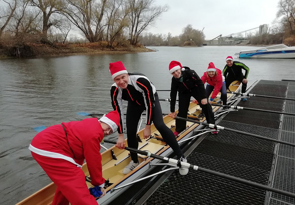 Nikoläuse rudern (Foto: Uschi Renner)