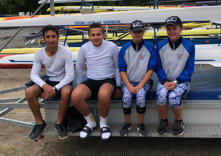 Erfolgreiche Regattateilnehmer in Gießen (Foto: Joel Henny)